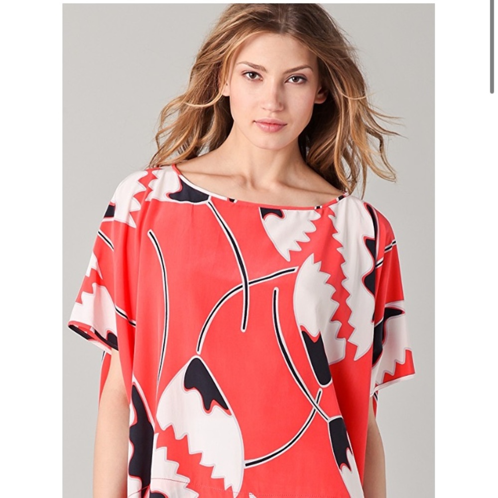 NEW DVF 100% SILK top